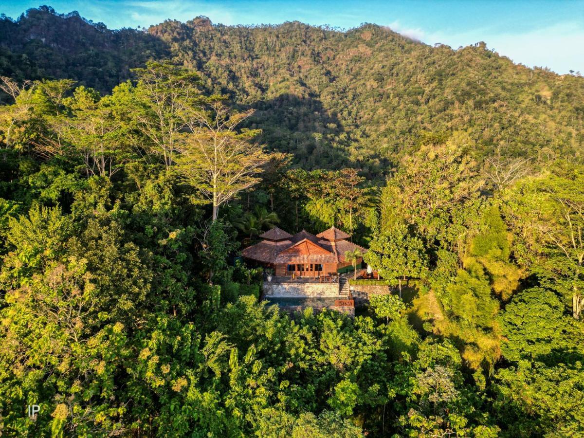 Villa Borobudur Resort Magelang Exteriör bild