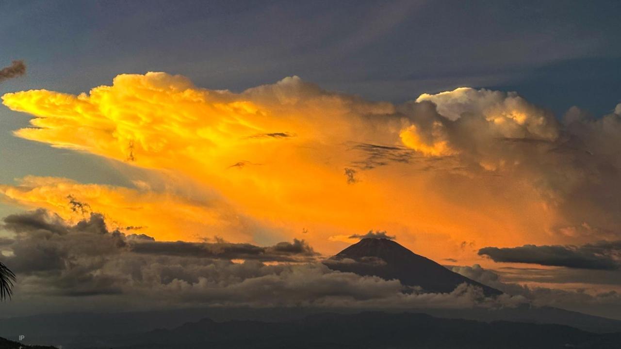 Villa Borobudur Resort Magelang Exteriör bild